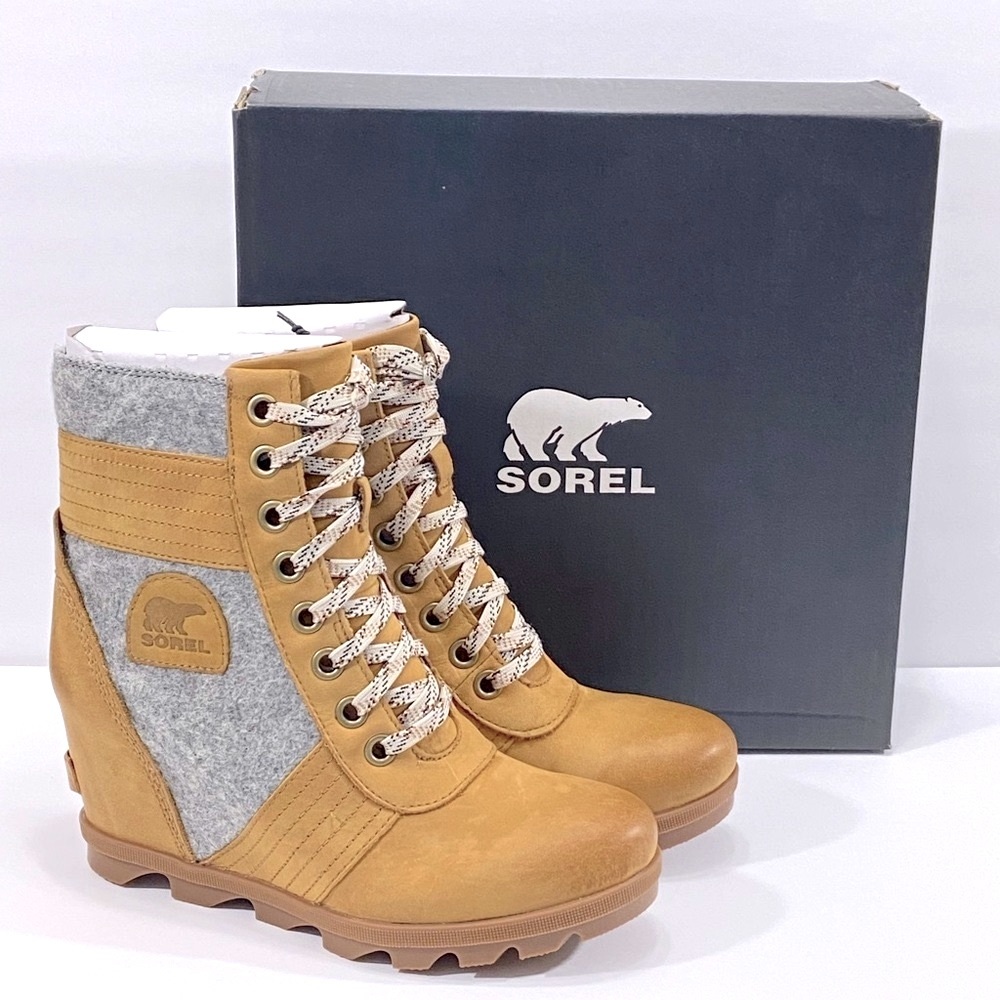 NEW SOREL WOMEN’S LEXIE  WEDGE BOOT - Picture 2 of 14